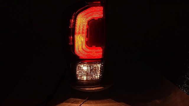ていぼう様 Amazon.com: WFLNHB Outer Left Side Tail Light Assembly